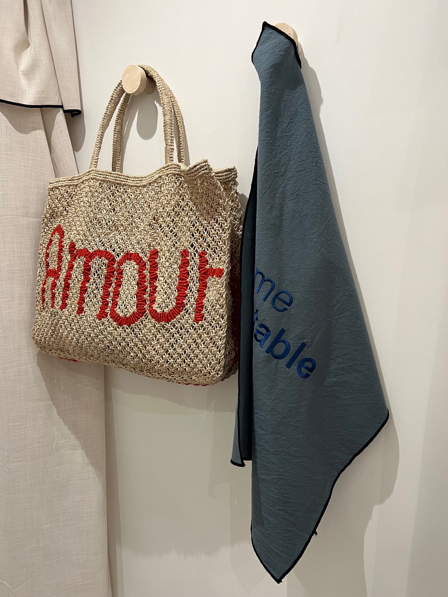 Torchon brodé- L'âme en table