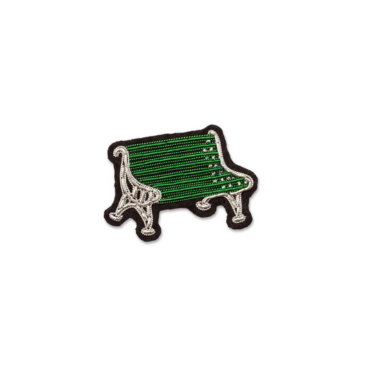 Broche Banc public