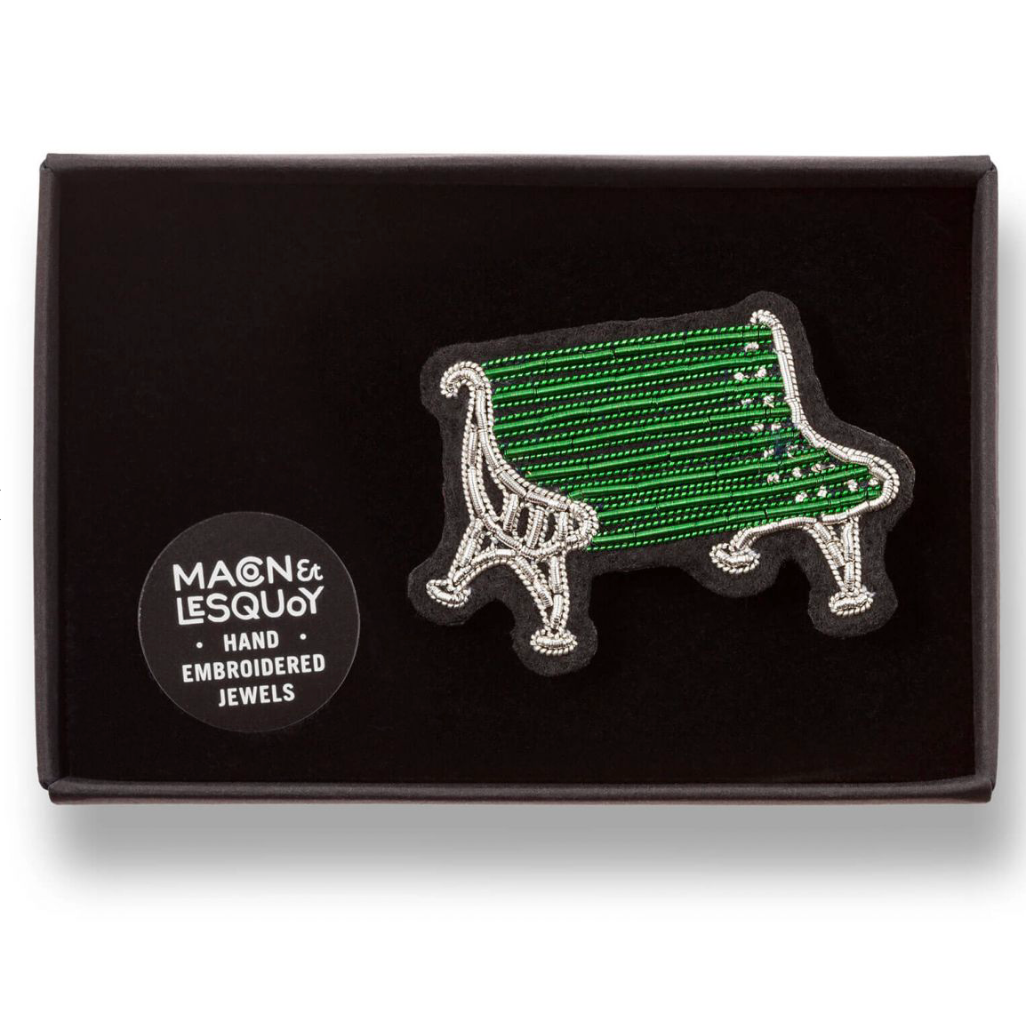 Broche Banc public