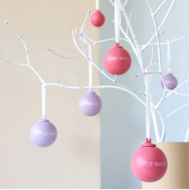 Boules de Noël rouge et parme 60mm (set de 4)