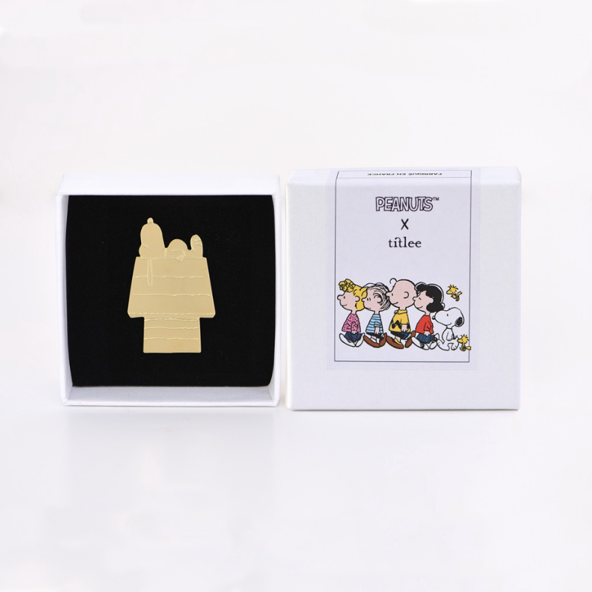 PIN'S SNOOPY HOUSE X PEANUTS