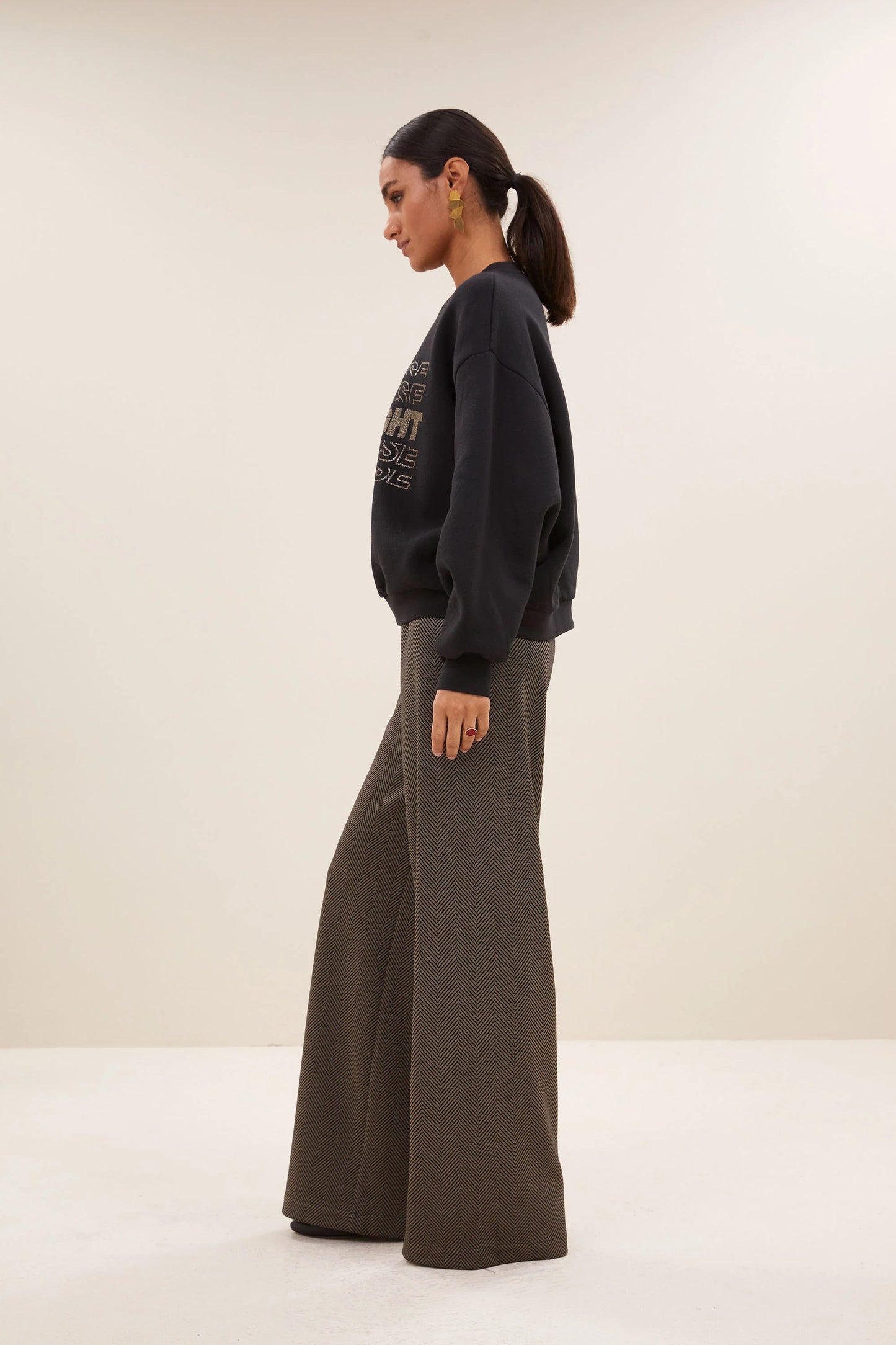 Sweat Because the night- noir