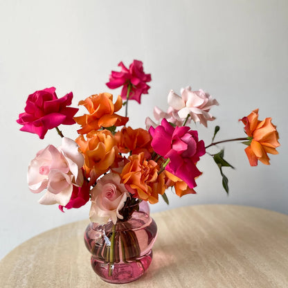 Vase M -  Muse Rubine