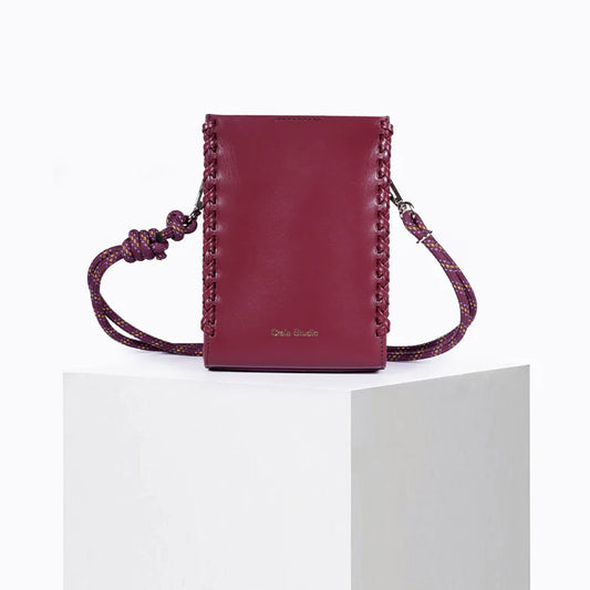 SAC Essence Stitch Prune