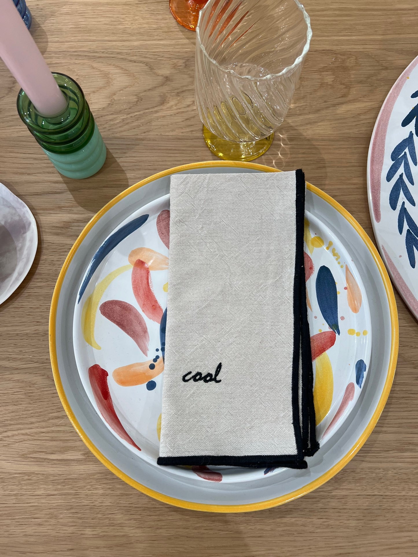 Serviette brodée - Be(e)  cool