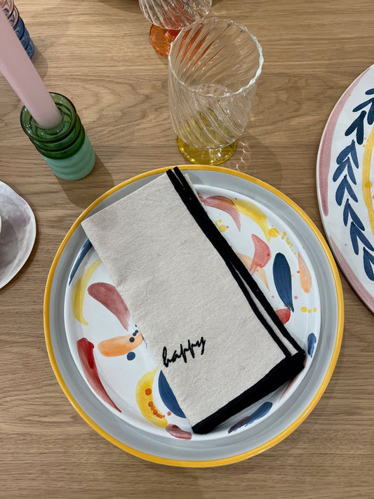 Serviette brodée - Be(e)  happy