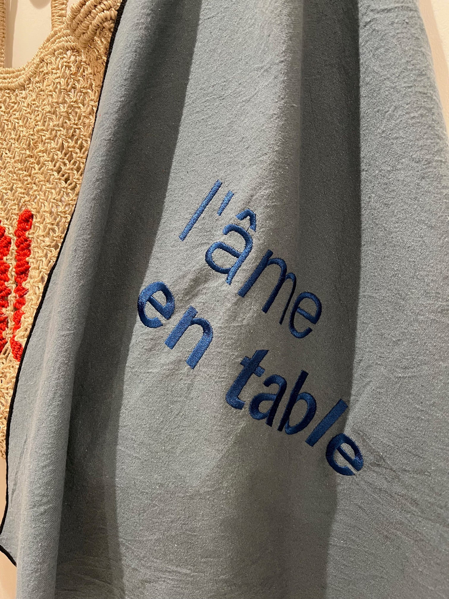 Torchon brodé- L'âme en table